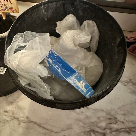 Discontinued Redken Blonde Idol Free Hand Lightener 1 Unused + Half Bag + Bucket - Picture 6 of 6